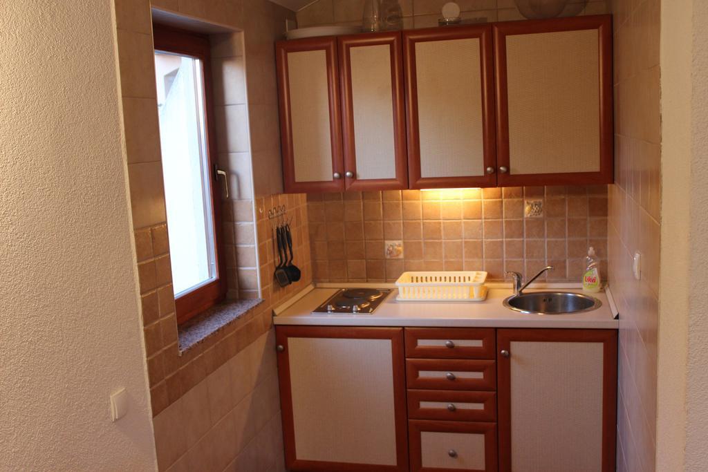 Apartments Marszalek Novalja Room photo