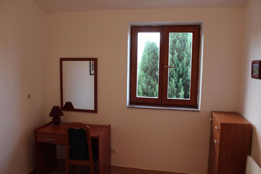 Apartments Marszalek Novalja Room photo